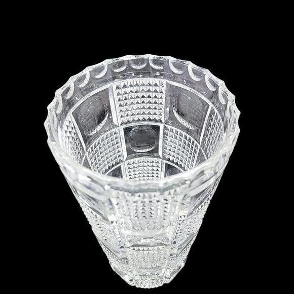 Vintage Lead Crystal Glass Circle Square Patterned Vase Thumbprint 8" Tapered - Picture 4 of 9